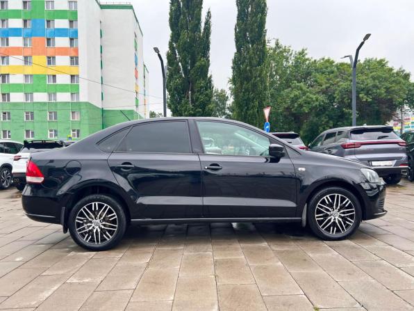 Volkswagen Polo V с пробегом 2014 года, цена 910 000 рублей, 172030 км, седан, Автокод Объявления