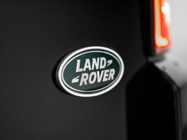 Land Rover Range Rover Evoque I Рестайлинг с пробегом 2017 года, цена 1 900 500 рублей, 145353 км, внедорожник, Автокод Объявления