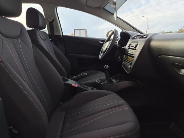 SEAT Leon II Рестайлинг с пробегом 2012 года, цена 820 000 рублей, 97265 км, хэтчбек, Автокод Объявления