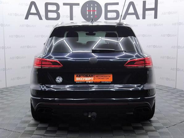 Volkswagen Touareg III с пробегом 2021 года, цена 4 549 000 рублей, 188631 км, внедорожник, Автокод Объявления