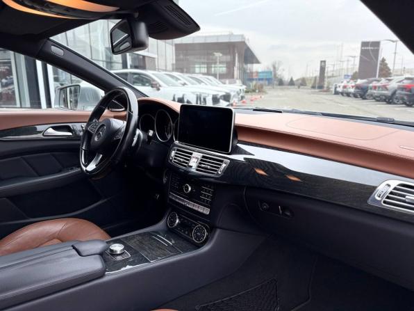 Mercedes-Benz CLS II (C218) Рестайлинг с пробегом 2014 года, цена 2 499 900 рублей, 146000 км, седан, Автокод Объявления