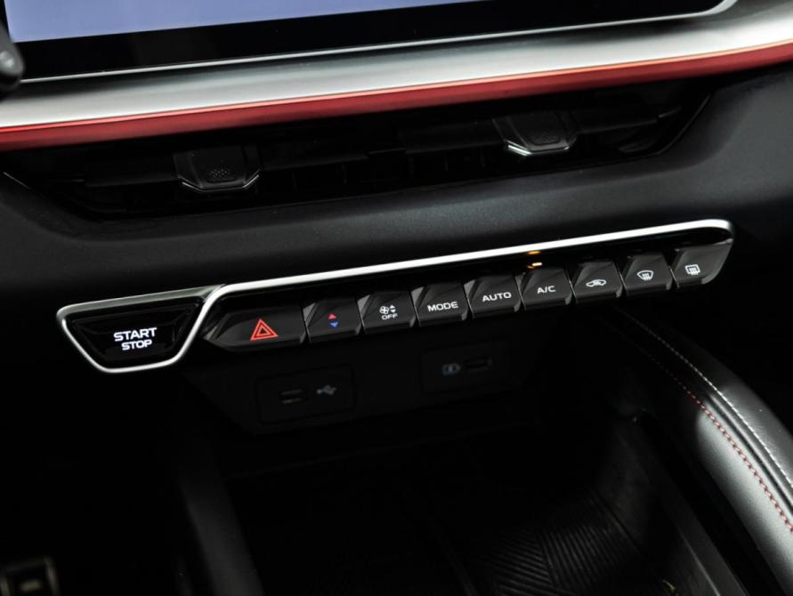 Geely Coolray I Рестайлинг Санкт-Петербург  - изображение 17