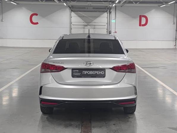 Hyundai Solaris II Рестайлинг с пробегом 2020 года, цена 1 415 000 рублей, 162496 км, седан, Автокод Объявления