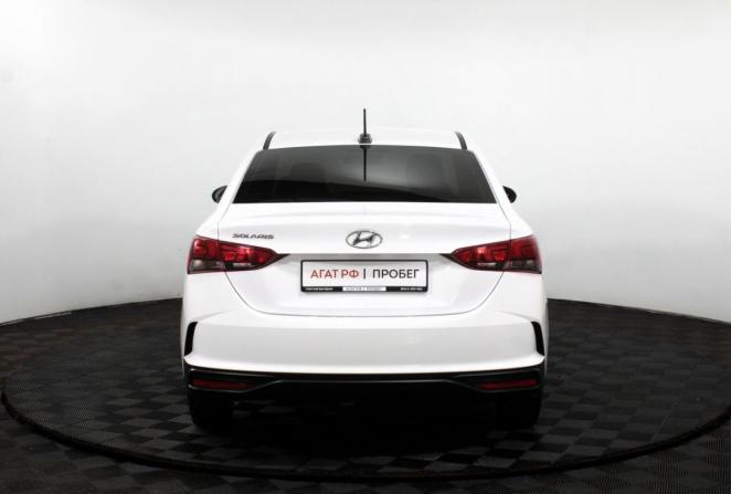 Hyundai Solaris II Рестайлинг с пробегом 2021 года, цена 1 600 000 рублей, 98409 км, седан, Автокод Объявления