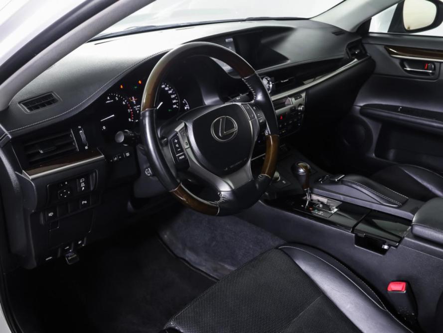 Lexus ES VI Москва  - изображение 15