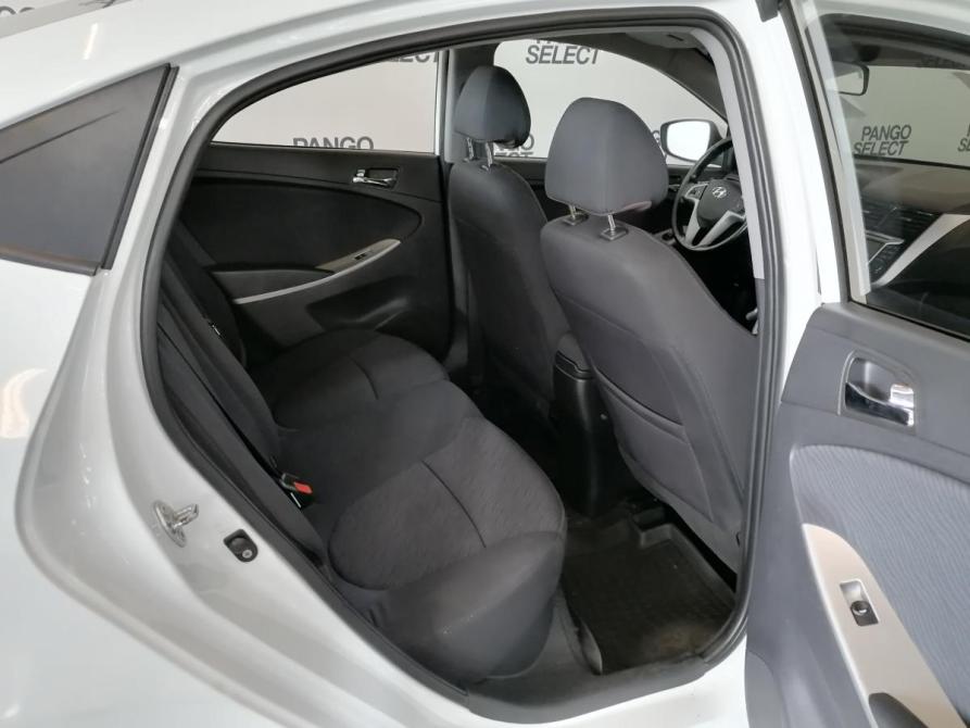 Hyundai Solaris I Курск  - изображение 16