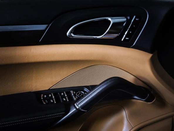 Porsche Cayenne II (958) с пробегом 2012 года, цена 1 912 000 рублей, 259365 км, внедорожник, Автокод Объявления