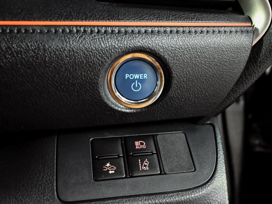 Toyota Sienta II Екатеринбург  - изображение 14