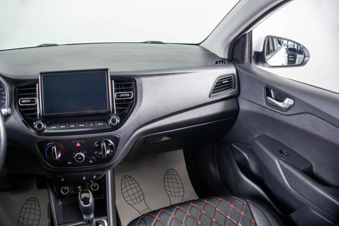 Hyundai Solaris II Рестайлинг с пробегом 2020 года, цена 1 339 000 рублей, 224000 км, седан, Автокод Объявления
