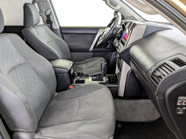 Toyota Land Cruiser Prado 150 Series с пробегом 2012 года, цена 2 700 000 рублей, 283219 км, внедорожник, Автокод Объявления