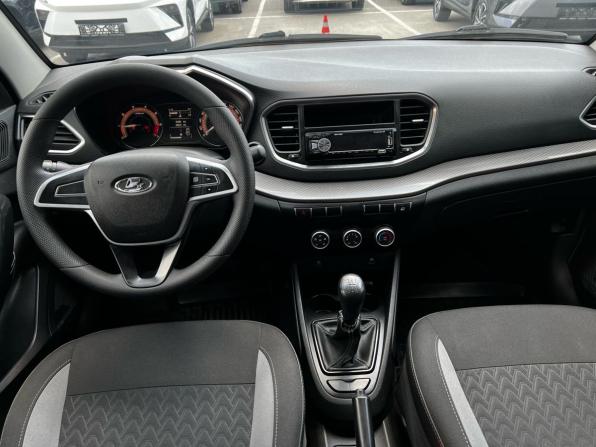 Lada (ВАЗ) Vesta I Рестайлинг (NG) с пробегом 2023 года, цена 890 000 рублей, 64064 км, седан, Автокод Объявления