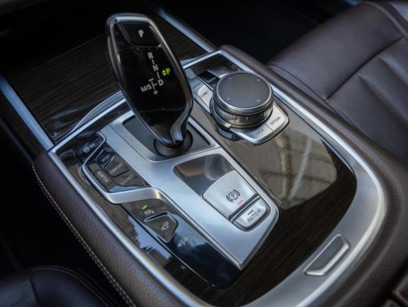 BMW 7 серии VI (G11/G12) с пробегом 2016 года, цена 3 190 000 рублей, 160592 км, седан, Автокод Объявления
