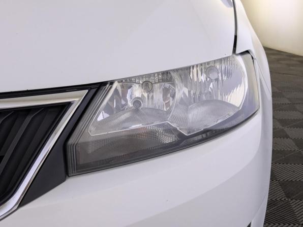 Skoda Rapid I Рестайлинг с пробегом 2019 года, цена 760 000 рублей, 257323 км, лифтбек, Автокод Объявления