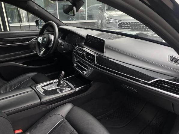 BMW 7 серии VI (G11/G12) Рестайлинг с пробегом 2020 года, цена 5 599 000 рублей, 173889 км, седан, Автокод Объявления