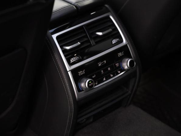 BMW 7 серии VI (G11/G12) Рестайлинг с пробегом 2021 года, цена 5 499 000 рублей, 103049 км, седан, Автокод Объявления