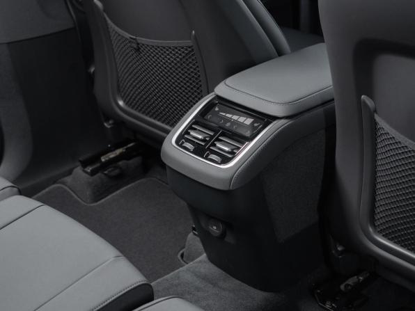 Новый Volvo XC90 II Рестайлинг 2 2026 года, цена 11 200 000 рублей, внедорожник, Автокод Объявления