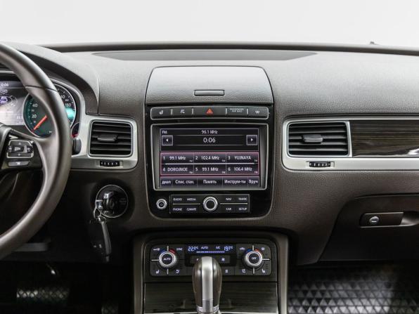 Volkswagen Touareg II Рестайлинг с пробегом 2016 года, цена 3 048 000 рублей, 199138 км, внедорожник, Автокод Объявления