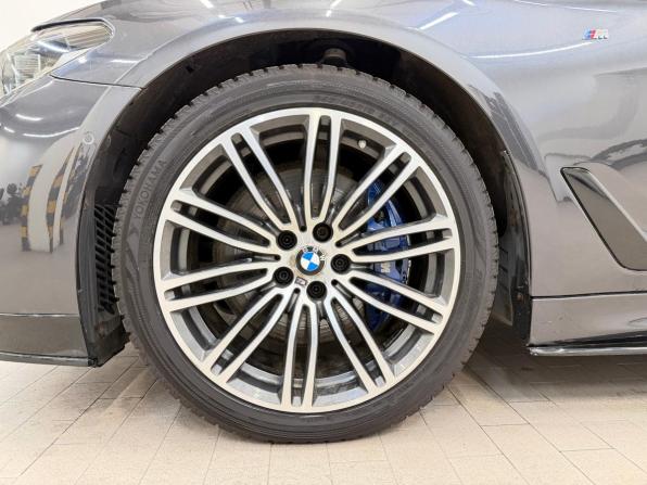 BMW 5 серии VII (G30/G31/G38) с пробегом 2018 года, цена 3 850 000 рублей, 127666 км, седан, Автокод Объявления