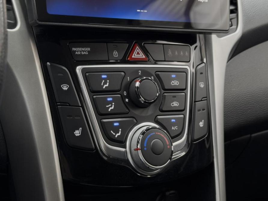 Hyundai i30 II Рестайлинг Ростов-на-Дону  - изображение 12