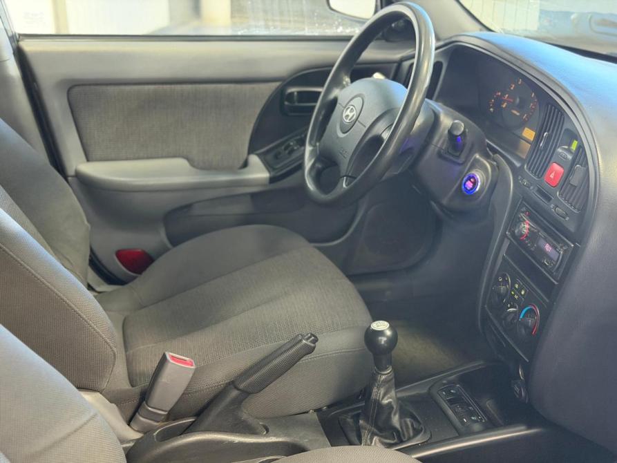 Hyundai Elantra III (XD2) Рестайлинг Челябинск  - изображение 13