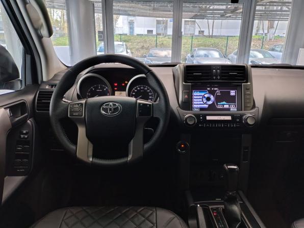 Toyota Land Cruiser Prado 150 Series с пробегом 2011 года, цена 2 290 000 рублей, 204863 км, внедорожник, Автокод Объявления
