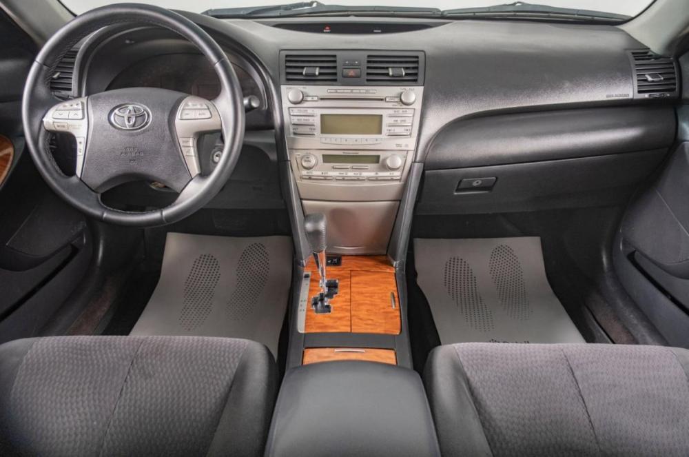 Toyota Camry VI (XV40) Рестайлинг Томск  - изображение 11