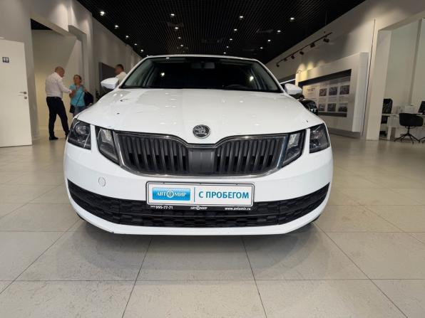 Skoda Octavia III (A7) Рестайлинг с пробегом 2018 года, цена 1 086 000 рублей, 131830 км, лифтбек, Автокод Объявления