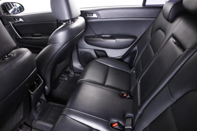 Kia Sportage IV Рестайлинг с пробегом 2019 года, цена 2 199 000 рублей, 172595 км, внедорожник, Автокод Объявления