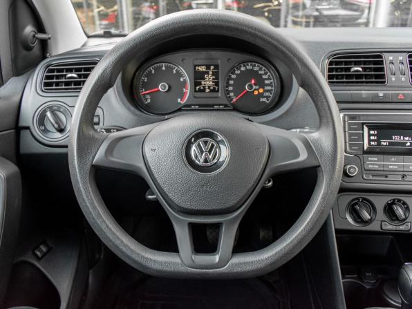 Volkswagen Polo V Рестайлинг с пробегом 2018 года, цена 930 000 рублей, 94193 км, седан, Автокод Объявления
