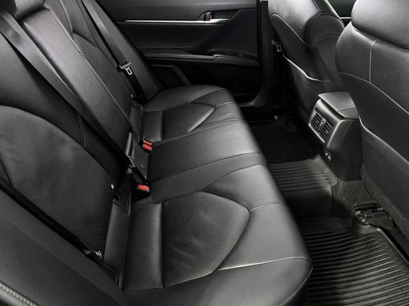 Toyota Camry VIII (XV70) Рестайлинг с пробегом 2021 года, цена 3 200 000 рублей, 62000 км, седан, Автокод Объявления