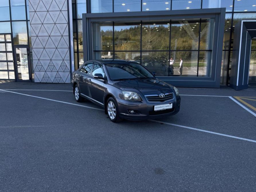 Toyota Avensis II Рестайлинг Томск  - изображение 1