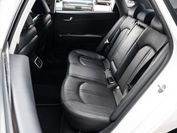 Kia Optima IV Рестайлинг с пробегом 2019 года, цена 2 130 000 рублей, 74557 км, седан, Автокод Объявления