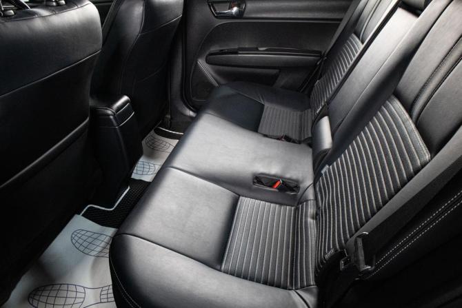 Toyota Corolla XI (E160 E170) Рестайлинг 2 с пробегом 2018 года, цена 1 649 000 рублей, 130000 км, универсал, Автокод Объявления