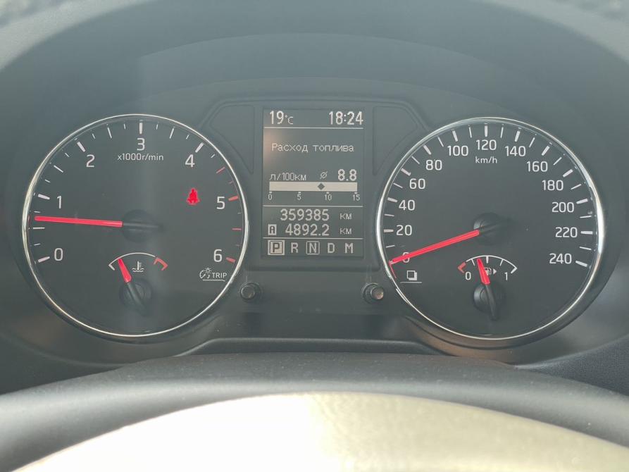 Nissan X-Trail II Рестайлинг Москва  - изображение 24