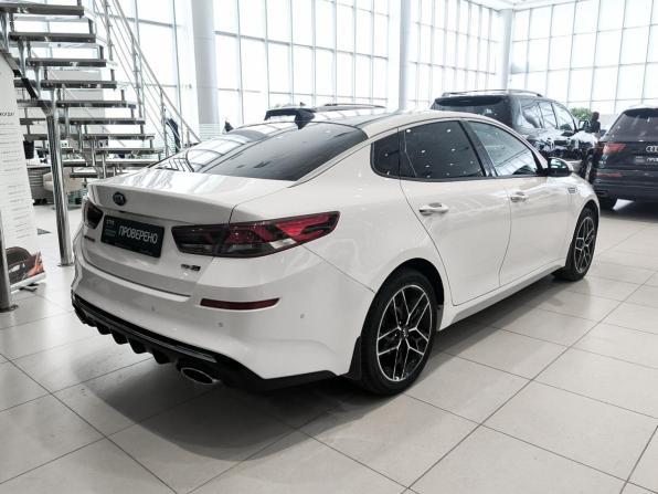 Kia Optima IV Рестайлинг с пробегом 2018 года, цена 2 080 000 рублей, 106058 км, седан, Автокод Объявления