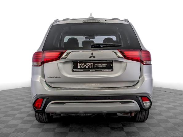 Mitsubishi Outlander III Рестайлинг 3 с пробегом 2020 года, цена 2 590 000 рублей, 97498 км, внедорожник, Автокод Объявления