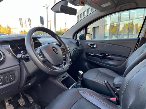 Renault Kaptur I с пробегом 2018 года, цена 1 840 000 рублей, 87940 км, внедорожник, Автокод Объявления