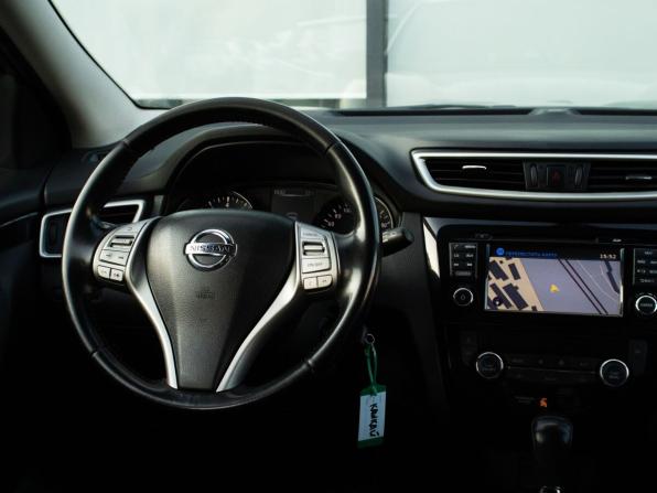 Nissan Qashqai II с пробегом 2017 года, цена 1 390 000 рублей, 107584 км, внедорожник, Автокод Объявления