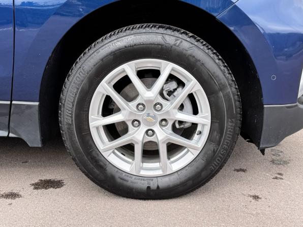 Chevrolet Equinox III Рестайлинг с пробегом 2022 года, цена 2 299 000 рублей, 48000 км, внедорожник, Автокод Объявления