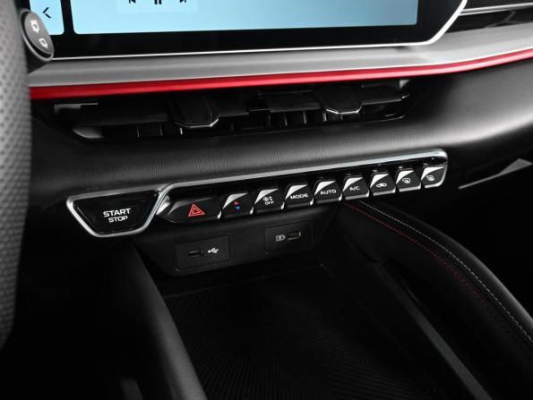 Geely Coolray I Рестайлинг с пробегом 2024 года, цена 2 179 000 рублей, 25505 км, внедорожник, Автокод Объявления