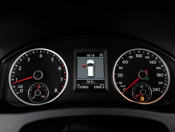 Volkswagen Tiguan I Рестайлинг с пробегом 2014 года, цена 1 699 000 рублей, 137692 км, внедорожник, Автокод Объявления