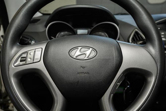 Hyundai ix35 I Рестайлинг с пробегом 2014 года, цена 1 319 000 рублей, 184043 км, внедорожник, Автокод Объявления