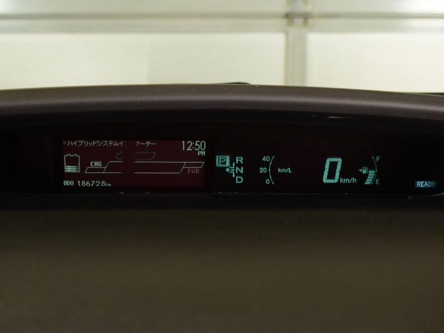 Toyota Prius III Рестайлинг (XW30) Кемерово  - изображение 13