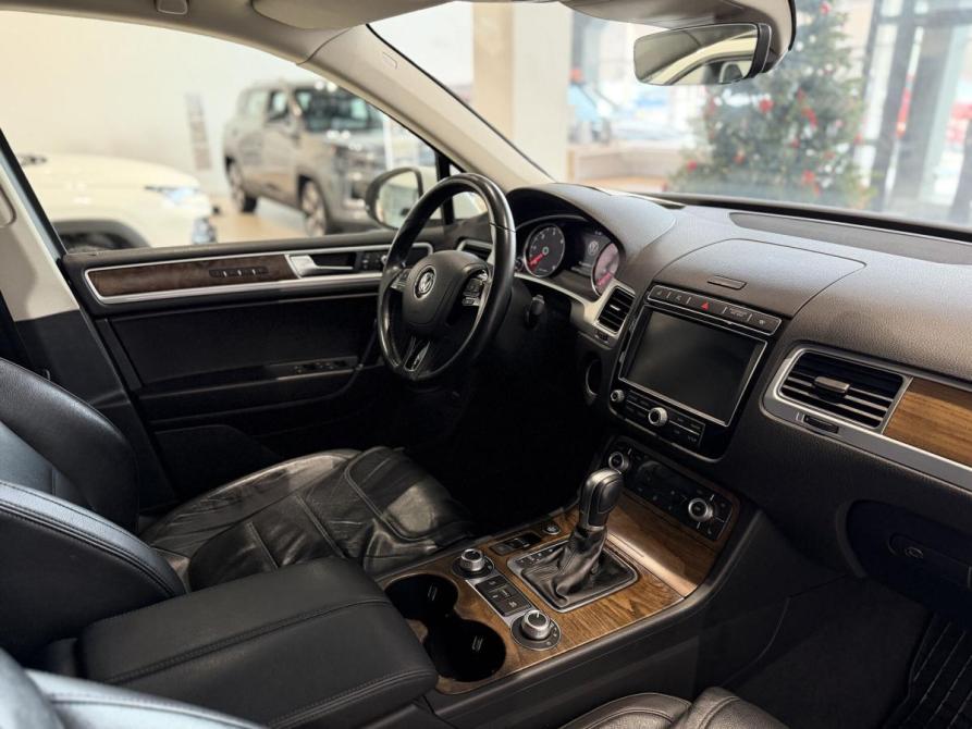 Volkswagen Touareg II Рестайлинг Томск  - изображение 13