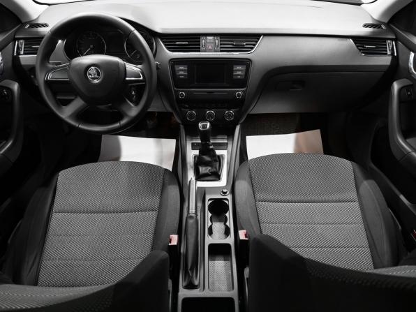 Skoda Octavia III (A7) с пробегом 2014 года, цена 975 000 рублей, 155534 км, лифтбек, Автокод Объявления