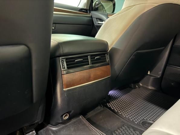 Lexus LX III Рестайлинг 2 с пробегом 2016 года, цена 6 970 000 рублей, 199755 км, внедорожник, Автокод Объявления