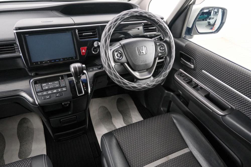 Honda Stepwgn V Красноярск  - изображение 10