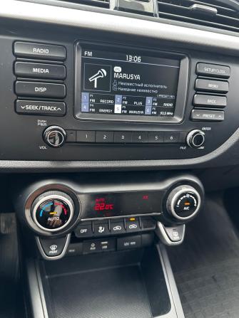 Kia Rio IV с пробегом 2017 года, цена 1 030 000 рублей, 132826 км, седан, Автокод Объявления