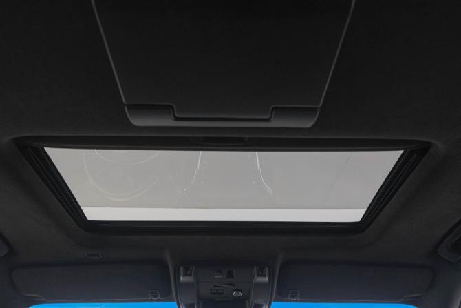 Cadillac Escalade IV с пробегом 2015 года, цена 3 949 000 рублей, 133150 км, внедорожник, Автокод Объявления
