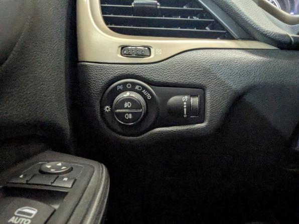 Jeep Cherokee V (KL) с пробегом 2014 года, цена 1 850 000 рублей, 113676 км, внедорожник, Автокод Объявления